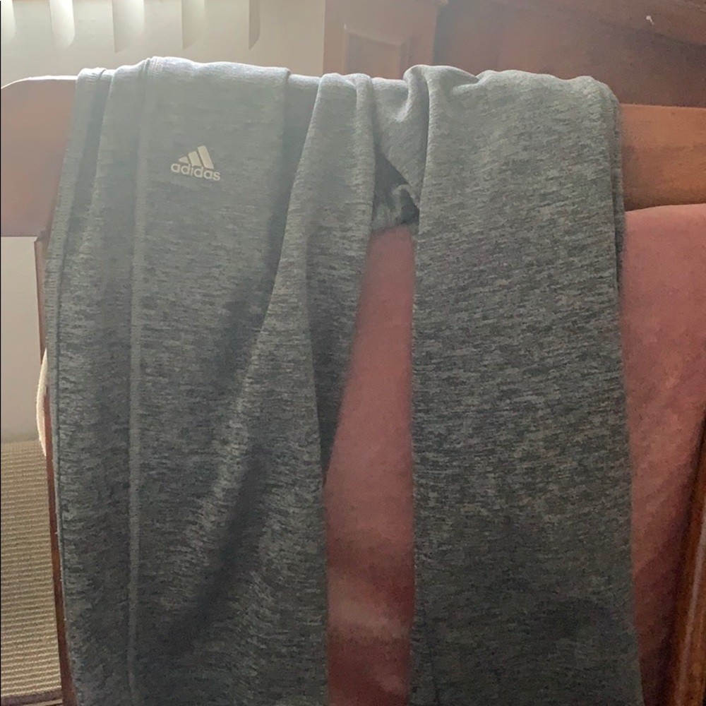 Grey/black sweatpants